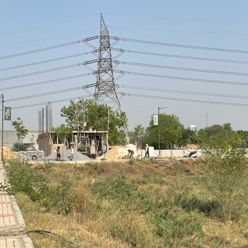  Plot For Sale in Satya Merano Greens, Sector 99a