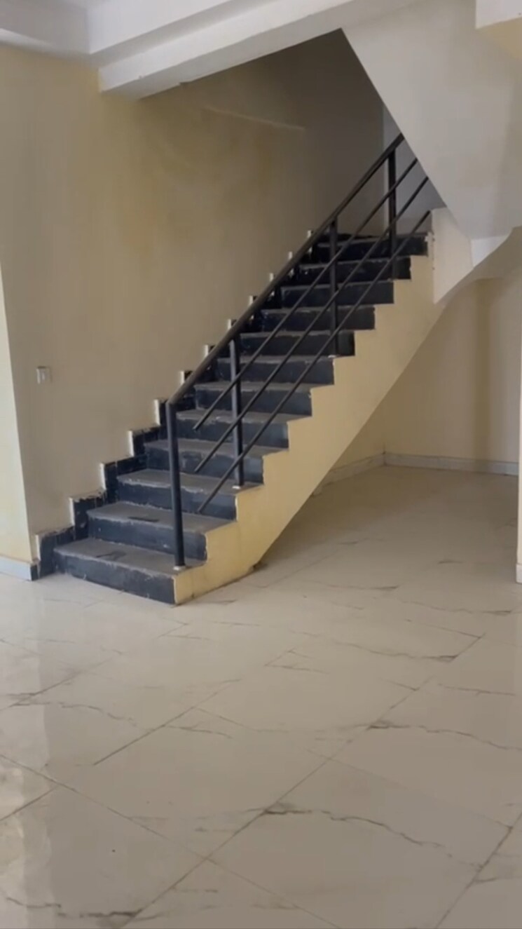 undefined, amrapali-silicon-city 3 Bedroom 2420 Sq.Ft. Penthouse In Sector 76 Noida 7000265