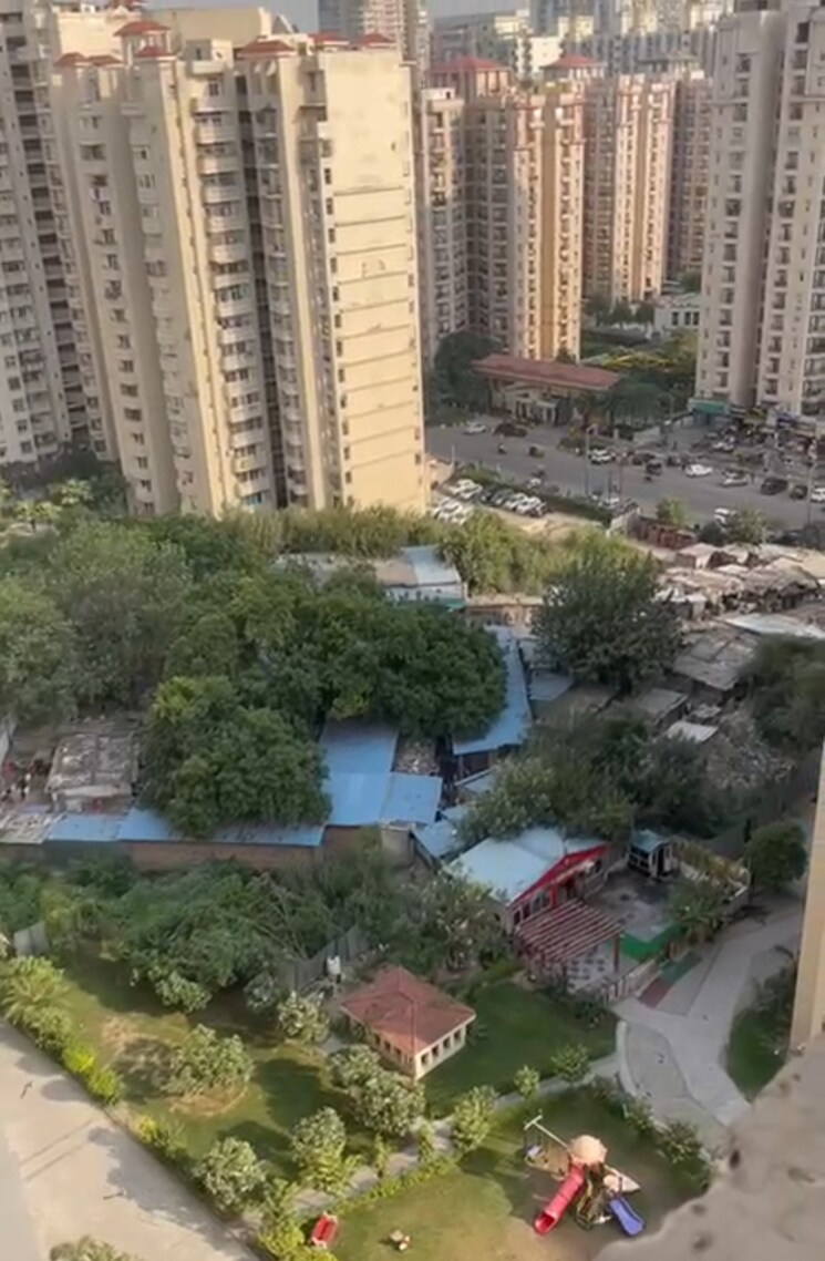 Master Plan, amrapali-silicon-city 3 Bedroom 2420 Sq.Ft. Penthouse In Sector 76 Noida 7000265