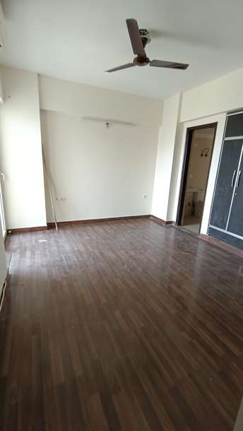 2 BHK Apartment For Rent in Sethi Max Royale Sector 76 Noida  7000329