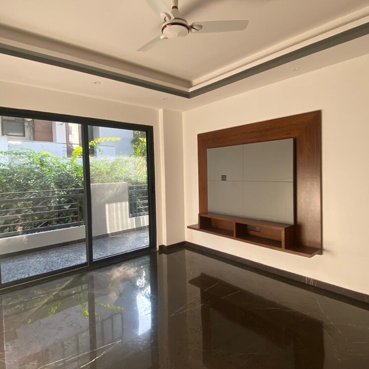 Kitchen, kohli-one-malibu-town 4 Bedroom 3960 Sq.Ft. Builder Floor In Malibu Town Gurgaon 7000397