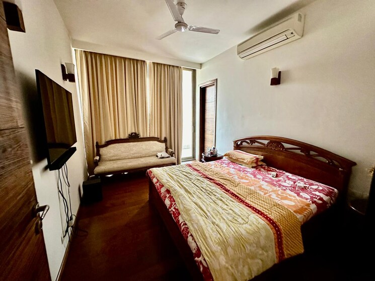 Bedroom, m3m-golf-estate-fairway-west 3.5 Bedroom 3000 Sq.Ft. Apartment In Sector 65 Gurgaon 7000806