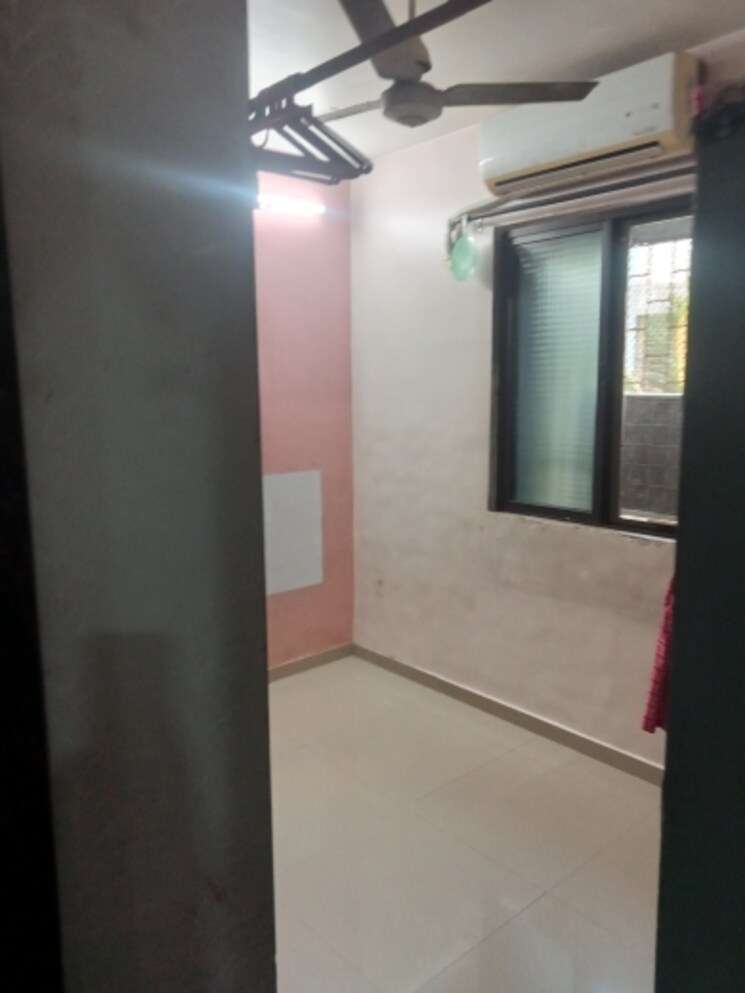 Room, pleasant-park-mira-road 1 Bedroom 420 Sq.Ft. Apartment In Mira Road Thane 7000839