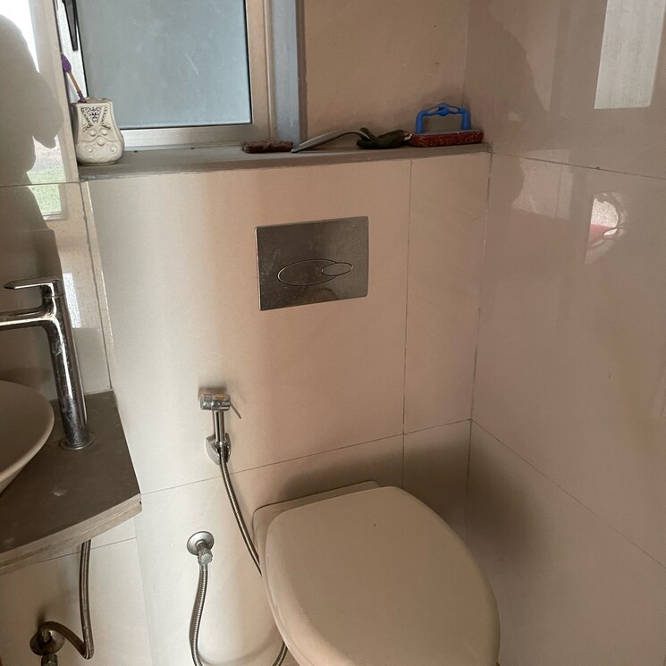 Bathroom, rna-ng-royal-park-chs 2 Bedroom 850 Sq.Ft. Apartment In Karve Nagar Mumbai 7000886