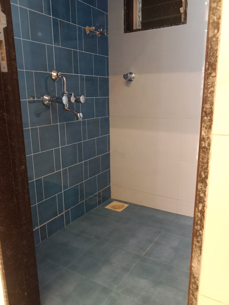 Bathroom, shree-ram-realty-heights 1 Bedroom 410 Sq.Ft. Apartment In Naigaon East Palghar 7001170