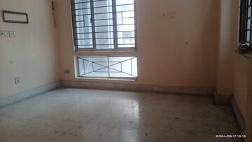 Room in 2 BHK Apartment at Ruchira Residency, Em Bypass – for Rent