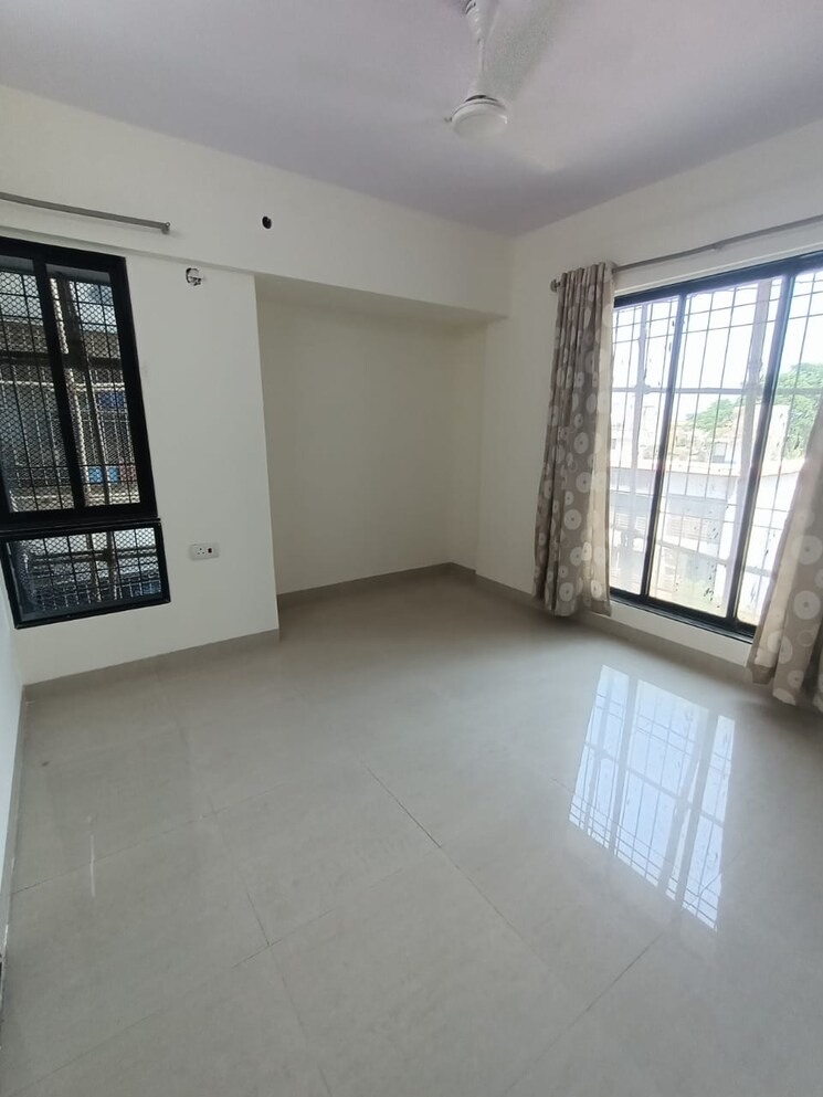 Room, devashree-park 3 Bedroom 1207 Sq.Ft. Apartment In Kolshet Road Thane 7008063