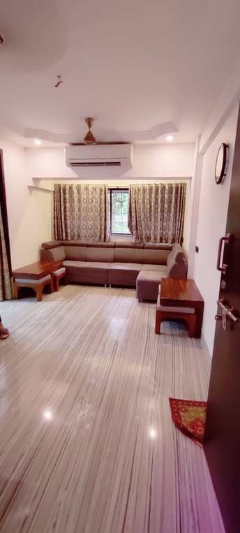 2 BHK Apartment For Rent in Chanchal Kalyan Complex Yari Road Mumbai  7008404