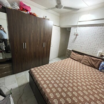 रेजिडेंशियल फ्लैट वर्ग फुट फॉर रीसेल इन दहिसर ईस्ट मुंबई  7009079