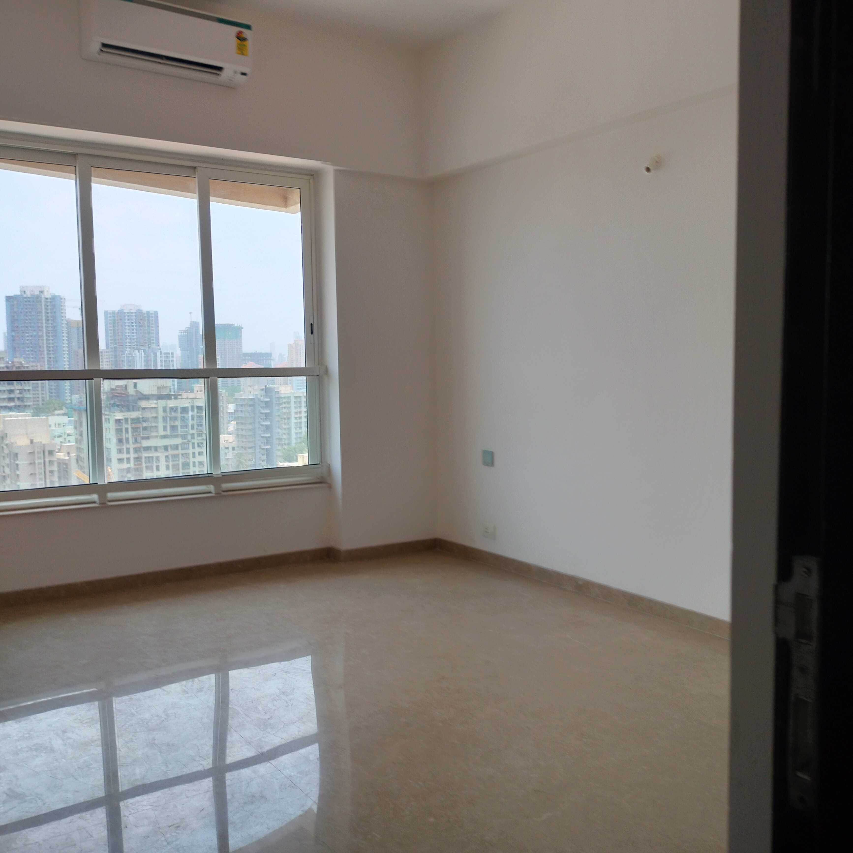 4 BHK Apartment For Rent in Kalpataru Radiance Goregaon West Mumbai  7016746