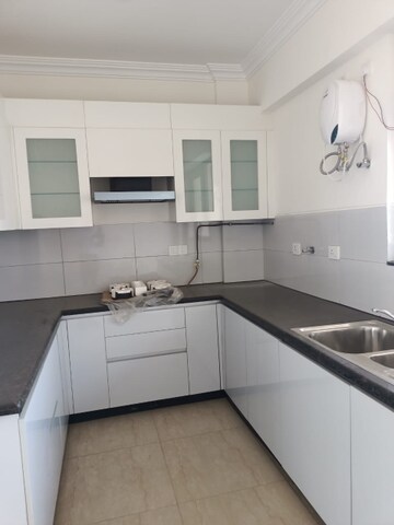 रेसिडेंशियल विला वर्ग यार्ड फॉर रीसेल इन सेक्टर 17ए गुड़गांव  7017142