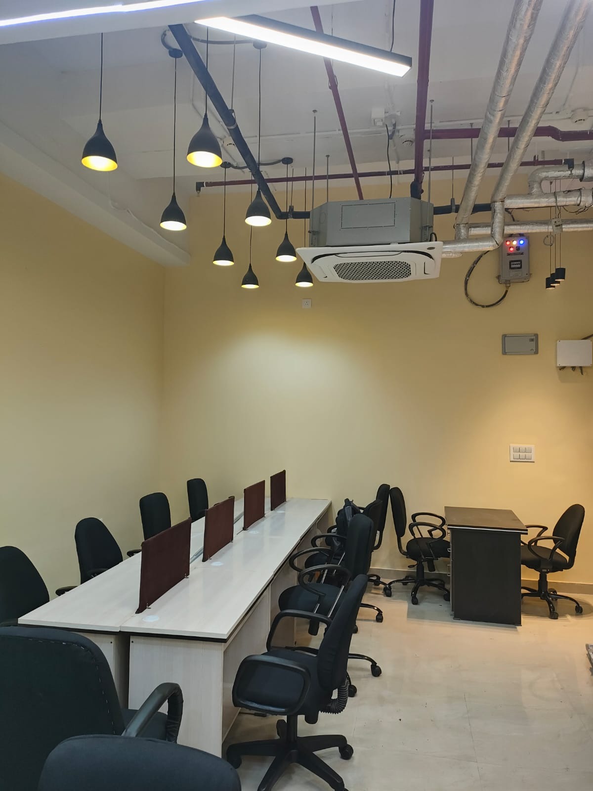 Commercial Office Space 650 Sq.Ft. For Rent in New Town Kolkata  7017304