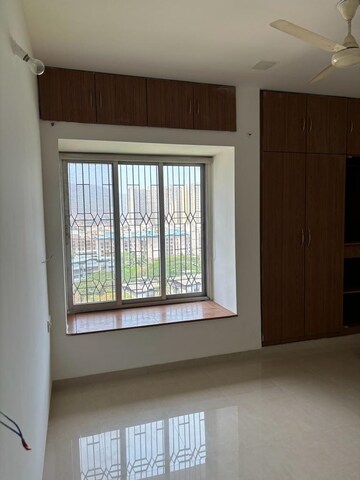 1 RK Apartment For Sale in Naupada