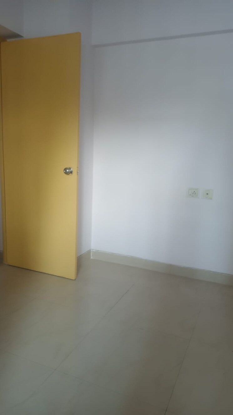 Room, vasant-park-kalyan 1 Bedroom 642 Sq.Ft. Apartment In Kalyan West Thane 7017500