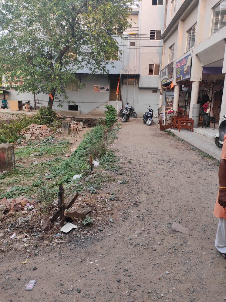  Parking, baghmugalia Commercial Shop 315 Sq.Ft. In Baghmugalia Bhopal 7017822