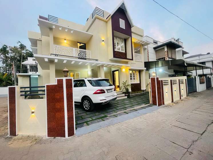4 Bedroom 2000 Sq.Ft. Independent House in Edapally Kochi