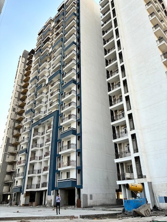 2 BHK Apartment For Resale in SLF Anushree Sector 75 Faridabad  7017933