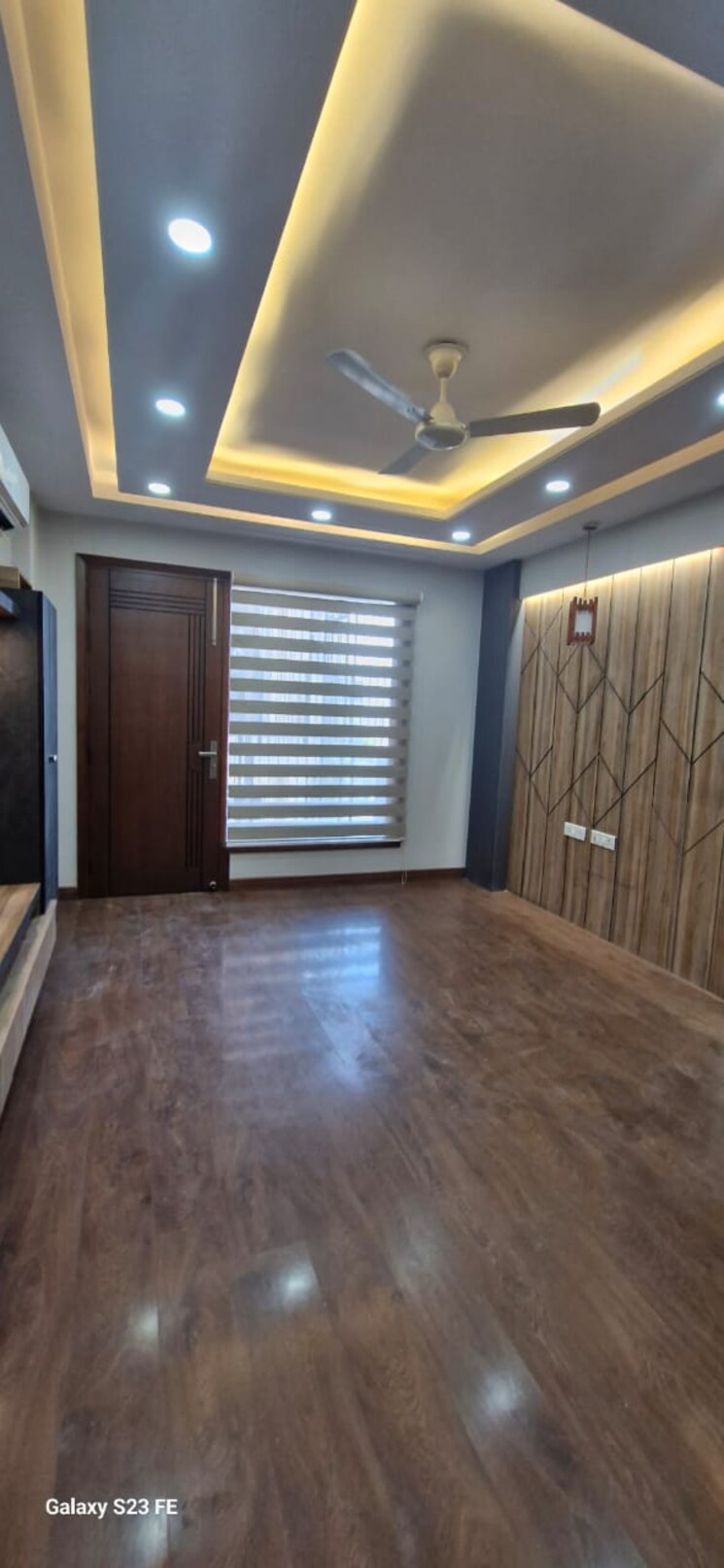Room, sunstar-floors 3 Bedroom 2200 Sq.Ft. Builder Floor In Sector 51 Gurgaon 7018043
