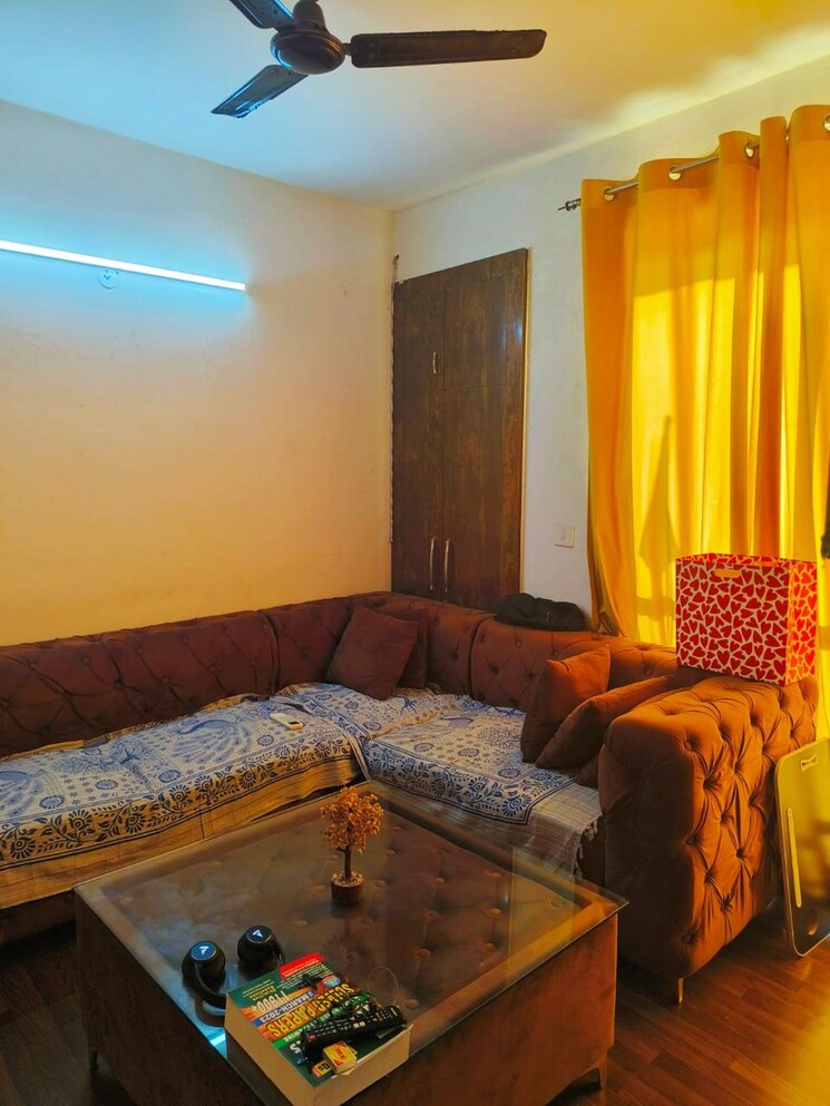 Living Room, bptp-parkland-pride 3 Bedroom 190 Sq.Yd. Apartment In Sector 77 Faridabad 7018752