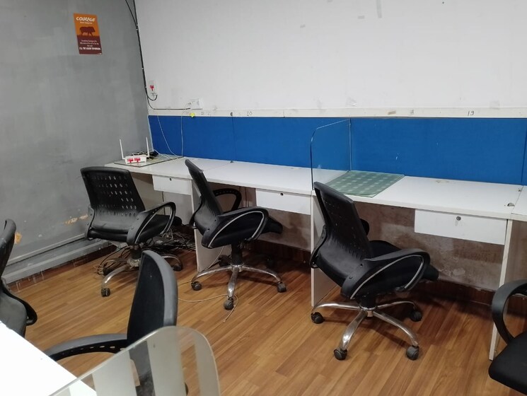 Team Area, sector 1 Commercial Office Space 1100 Sq.Ft. In Sector 1 Noida 7018877