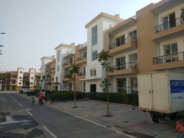 3 BHK Builder Floor For Sale in BPTP Parkland Pride, Sector 77