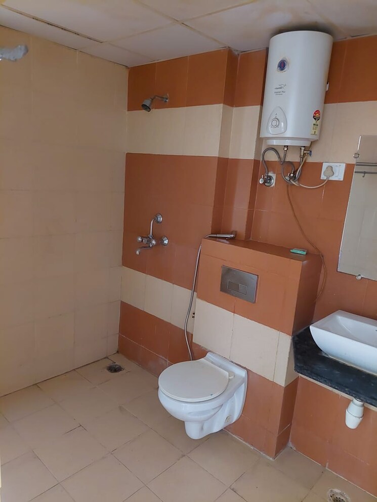 Attached Bathroom, galaxy-vega 2.5 Bedroom 1100 Sq.Ft. Apartment In Tech Zone 4 Greater Noida Greater Noida 7024301