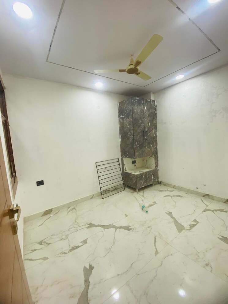 Room, vaishali sector 2 2 Bedroom 1000 Sq.Ft. Builder Floor In Vaishali Sector 2 Ghaziabad 7025591