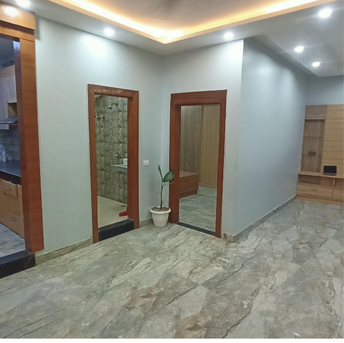 2 BHK Builder Floor For Rent in RWA Khirki Extension Block R Khirki Extension Delhi  7025810