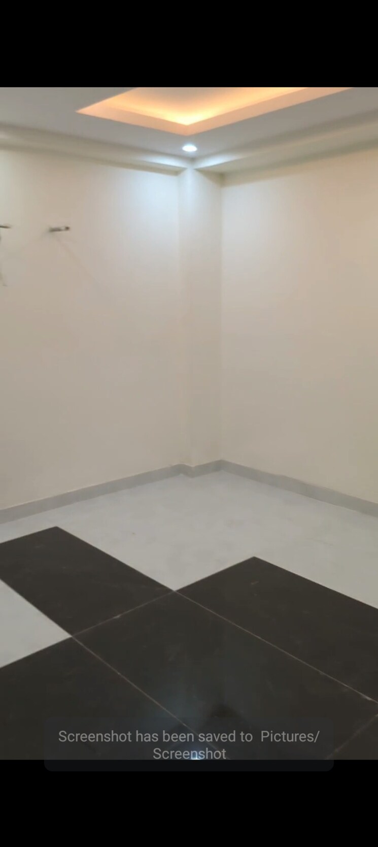 Room, zakir nagar 3 Bedroom 900 Sq.Ft. Apartment In Zakir Nagar Delhi 7026630