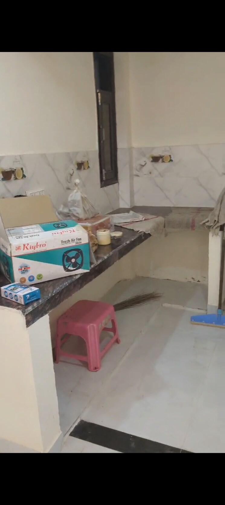 Kitchen, zakir nagar 3 Bedroom 900 Sq.Ft. Apartment In Zakir Nagar Delhi 7026630