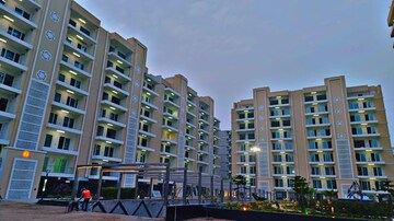 4 BHK Apartment For Sale in Vip Road