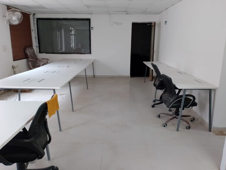 Team Area, sector 1 Commercial Office Space 1800 Sq.Ft. In Sector 1 Noida 7026954