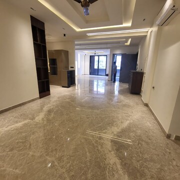 Living Room in 4 BHK Builder Floor at Ansal Versalia Avante, Sector 67 – for Rent
