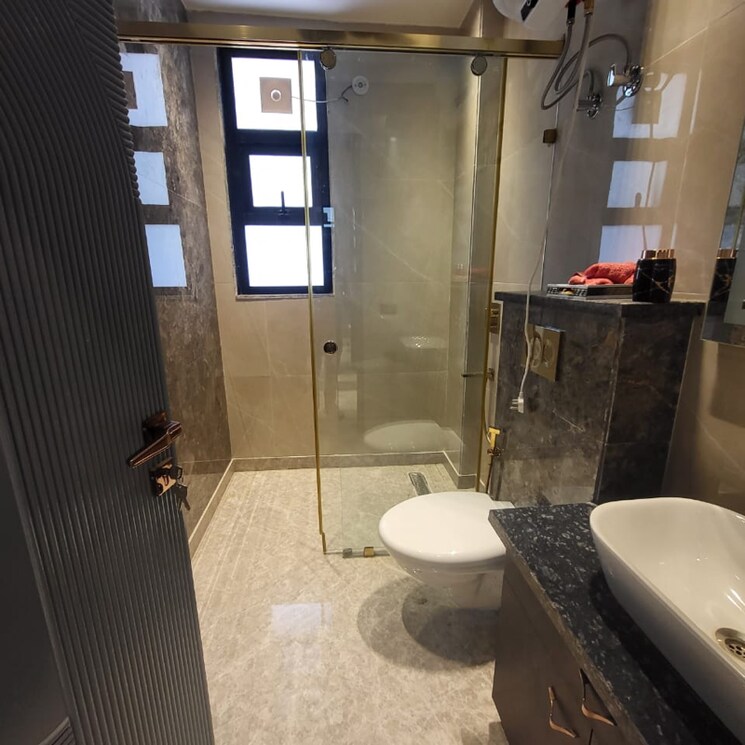 Bathroom, ansal-versalia-avante 4 Bedroom 2100 Sq.Ft. Builder Floor In Sector 67 Gurgaon 7030243