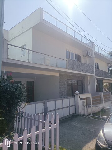 4 BHK Villa For Sale in Adarsh Panache Heights, Kulhan