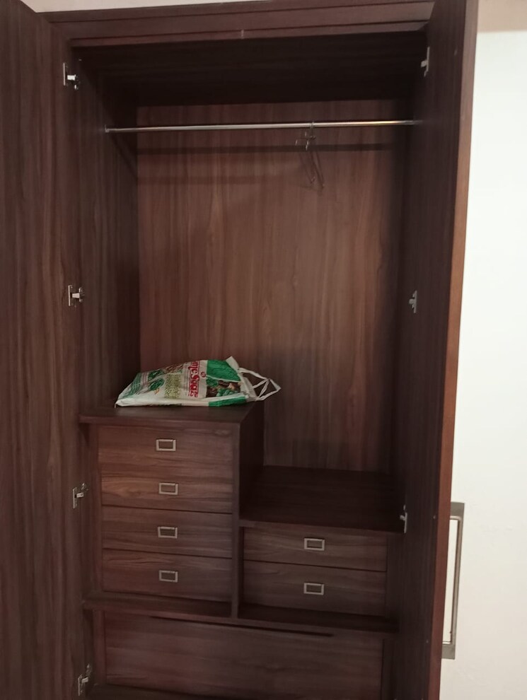 undefined, defence colony 6+ Bedroom 18000 Sq.Ft. Independent House In Defence Colony Delhi 7037229