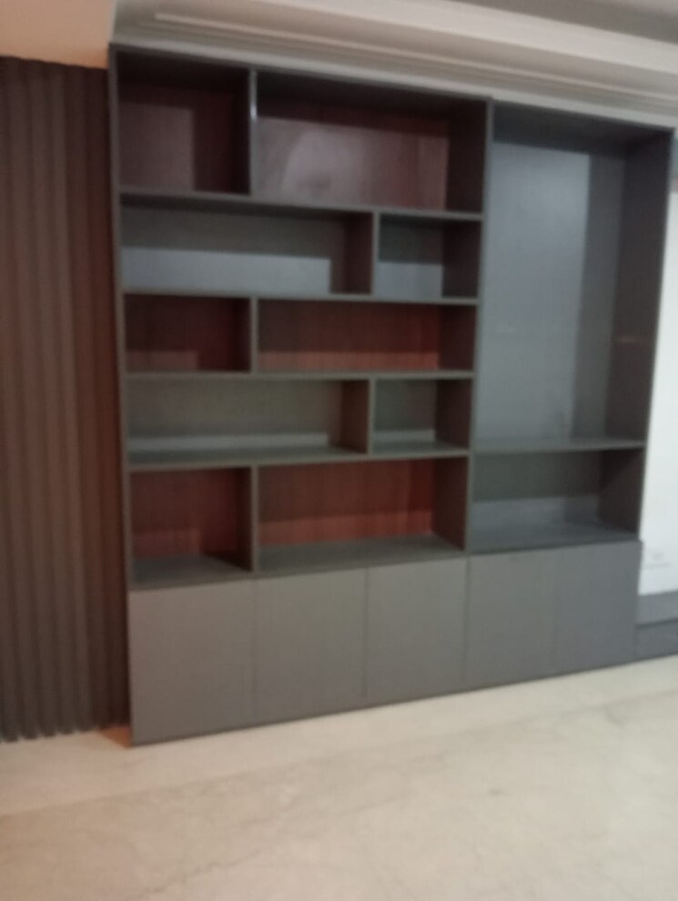 Room, defence colony 6+ Bedroom 18000 Sq.Ft. Independent House In Defence Colony Delhi 7037229