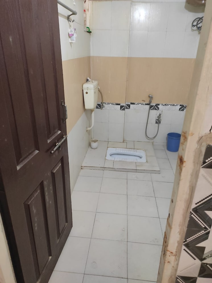 Bathroom, katara hills 3 Bedroom 1000 Sq.Ft. Apartment In Katara Hills Bhopal 7037711