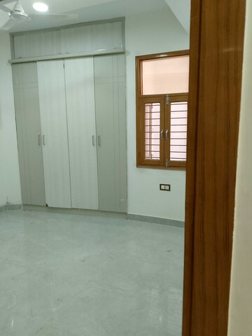 2 BHK Builder Floor For Sale in Sector 73