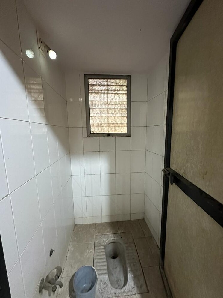 Bathroom, happy-home-sarvodaya-bali 1 Bedroom 640 Sq.Ft. Apartment In Dombivli West Thane 7038117