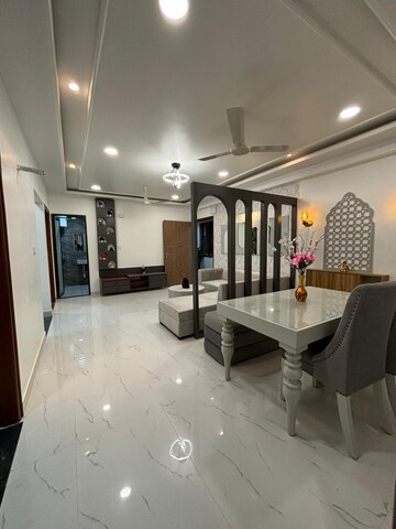 3 BHK Apartment For Sale in Vasundhara Enclave