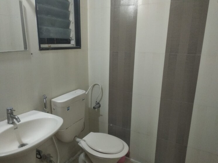 Bathroom, paya-chs-aundh 4 Bedroom 3000 Sq.Ft. Villa In Aundh Pune 7038894