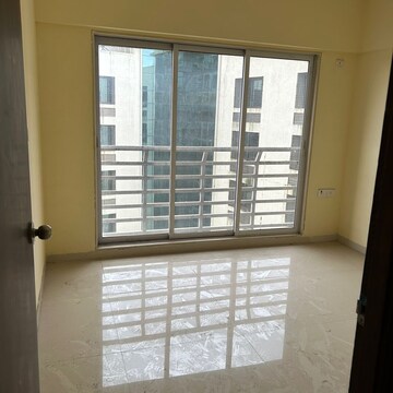 1 BHK Apartment For Sale in Dahisar East