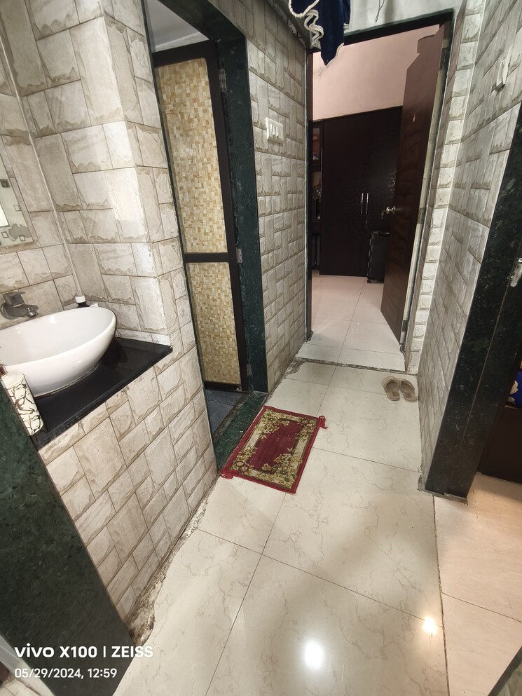 Bathroom, shreeji-dham-chs 3 Bedroom 1150 Sq.Ft. Apartment In Kalwa Thane 7039094