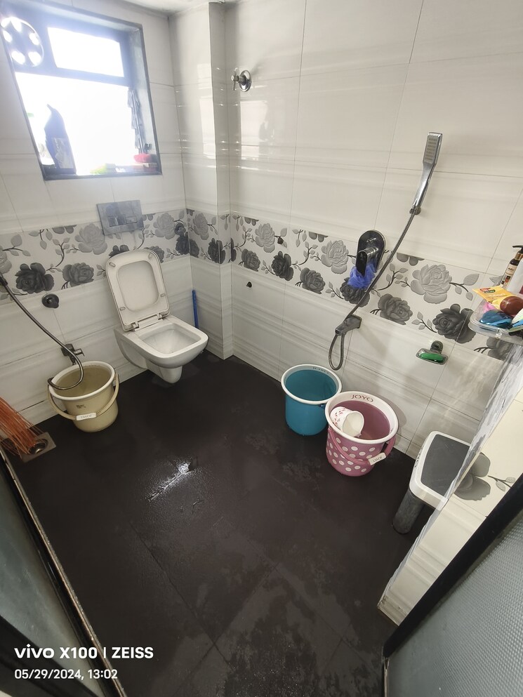 Bathroom, shreeji-dham-chs 3 Bedroom 1150 Sq.Ft. Apartment In Kalwa Thane 7039094