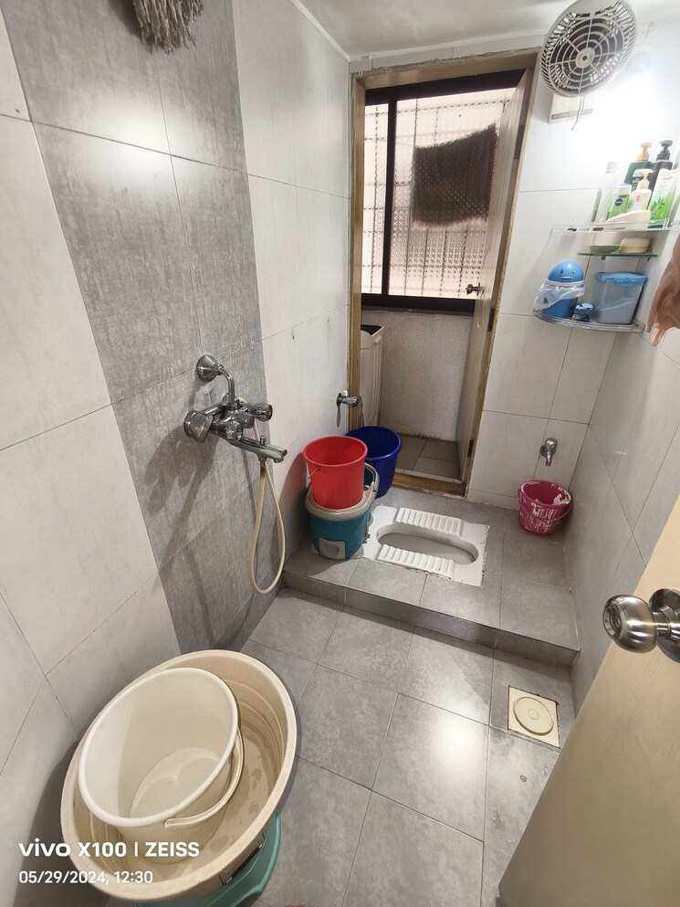 Bathroom, sanghvi-valley 3 Bedroom 1100 Sq.Ft. Apartment In Kalwa Thane 7039311