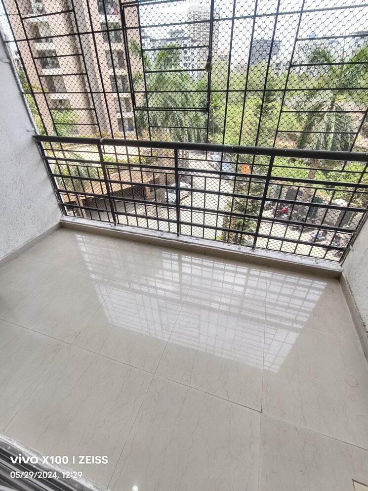 Balcony, sanghvi-valley 3 Bedroom 1100 Sq.Ft. Apartment In Kalwa Thane 7039311