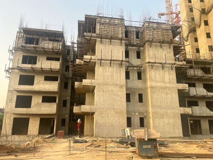 Exterior View, sidhartha-diplomats-golf-link 3 Bedroom 746 Sq.Ft. Apartment In Sector 110 Gurgaon 7040102