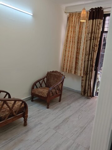 Living Room in 1 BHK Apartment at Lajpat Nagar – for Rent
