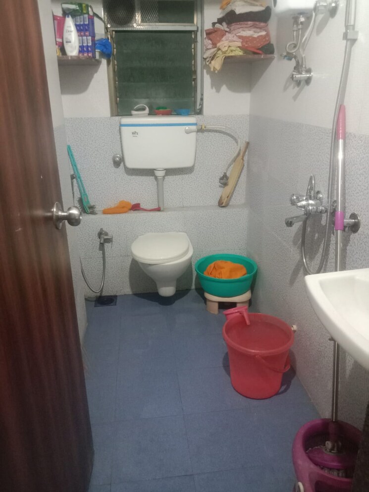 Bathroom, dosti-acres-aster 1 Bedroom 400 Sq.Ft. Apartment In Wadala East Mumbai 7041781